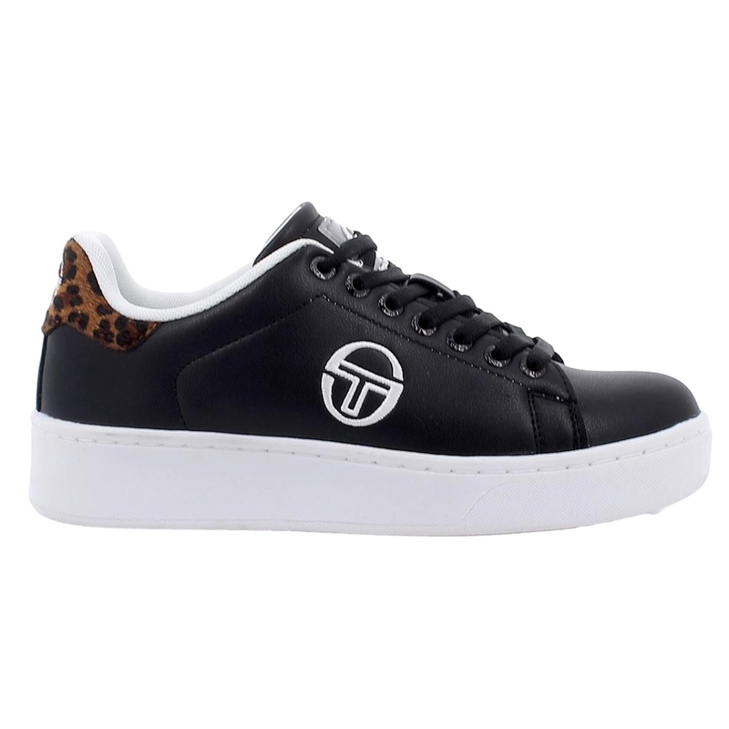 Batai Sergio Tacchini